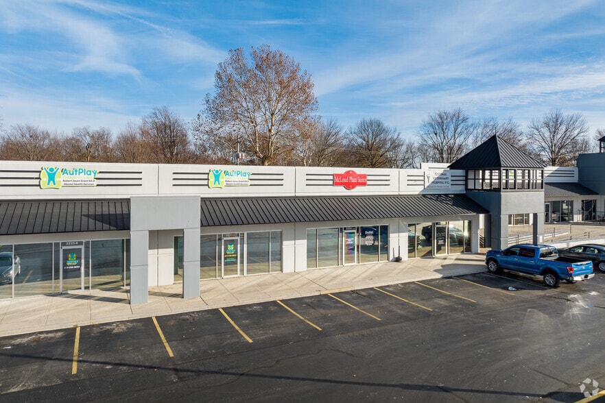 3322 S Campbell Ave, Springfield, MO 65807 McLoud Plaza (formerly