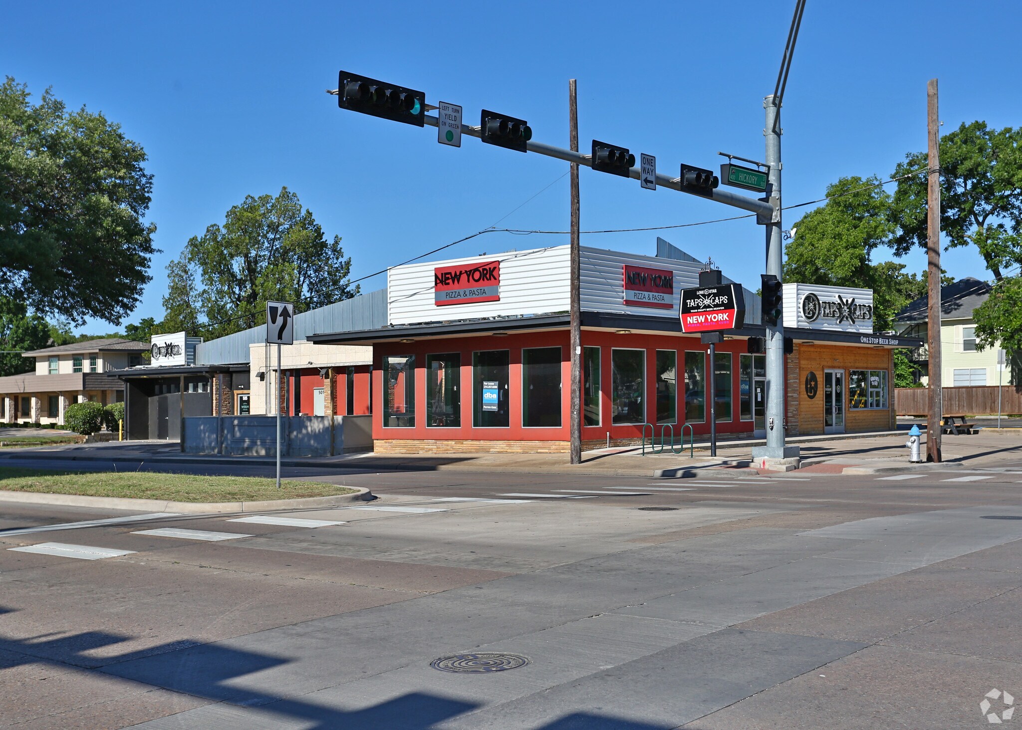 501-505 W Hickory St, Denton, TX for sale Primary Photo- Image 1 of 1