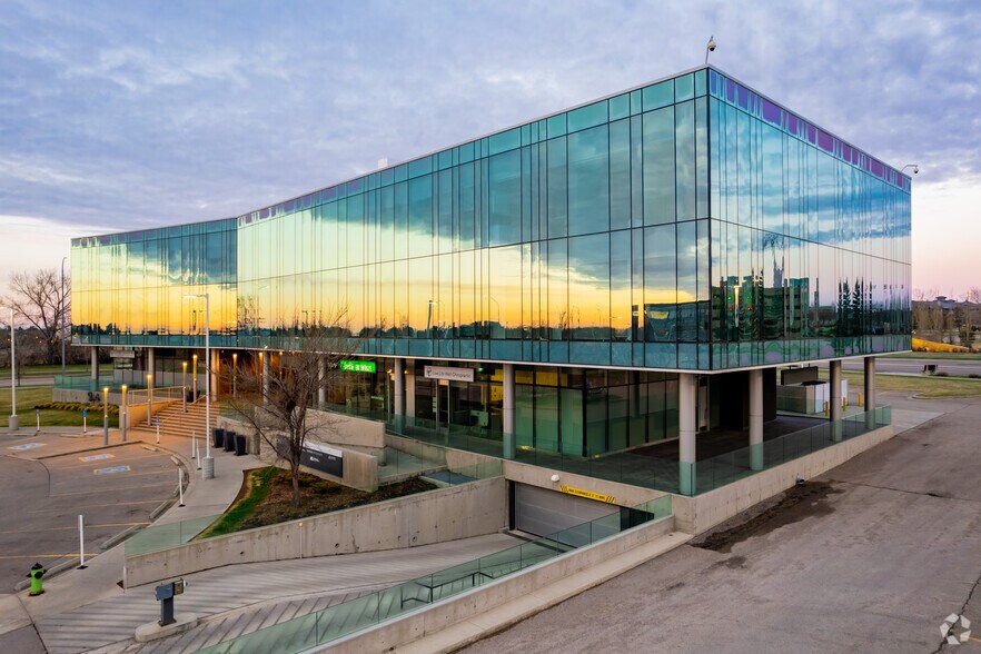 5010 Richard Rd SW, Calgary, AB for lease - Building Photo - Image 2 of 10