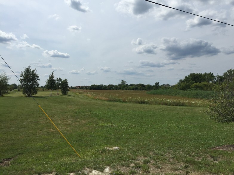 16120 S 104th Ave, Orland Park, IL for sale - Building Photo - Image 2 of 7