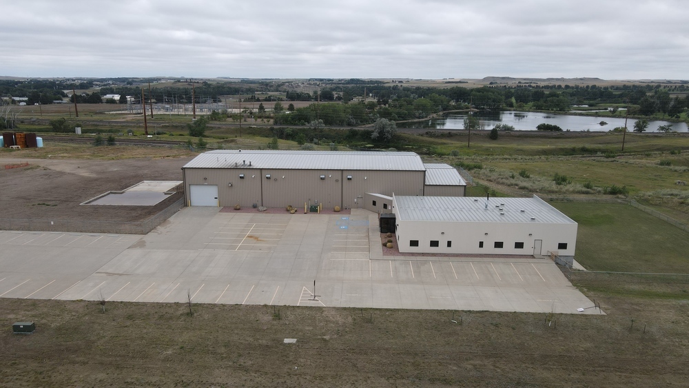 2367 W Villard St, Dickinson, ND for sale Primary Photo- Image 1 of 1