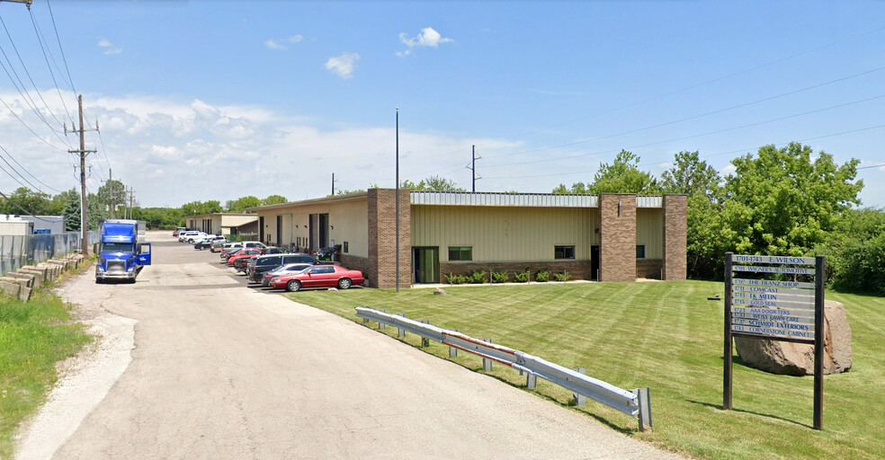 1715-1743 E Wilson Rd, Batavia, IL for lease - Primary Photo - Image 1 of 6