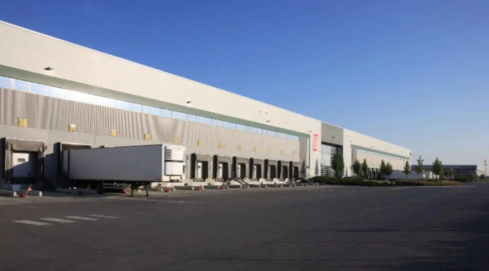 2000 Rd 57, Moissy-Cramayel for lease - Building Photo - Image 3 of 4