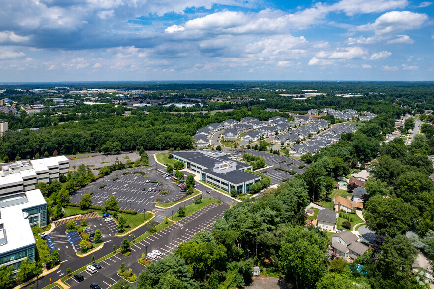 1400 Howard Blvd, Mount Laurel, NJ for sale - Aerial - Image 3 of 5