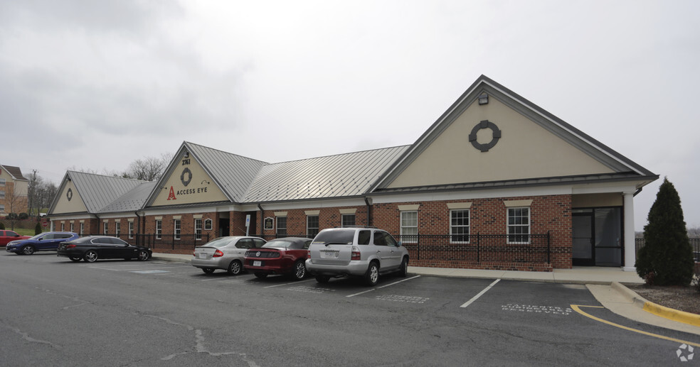 2761 Jefferson Davis Hwy, Stafford, VA for lease - Building Photo - Image 1 of 6