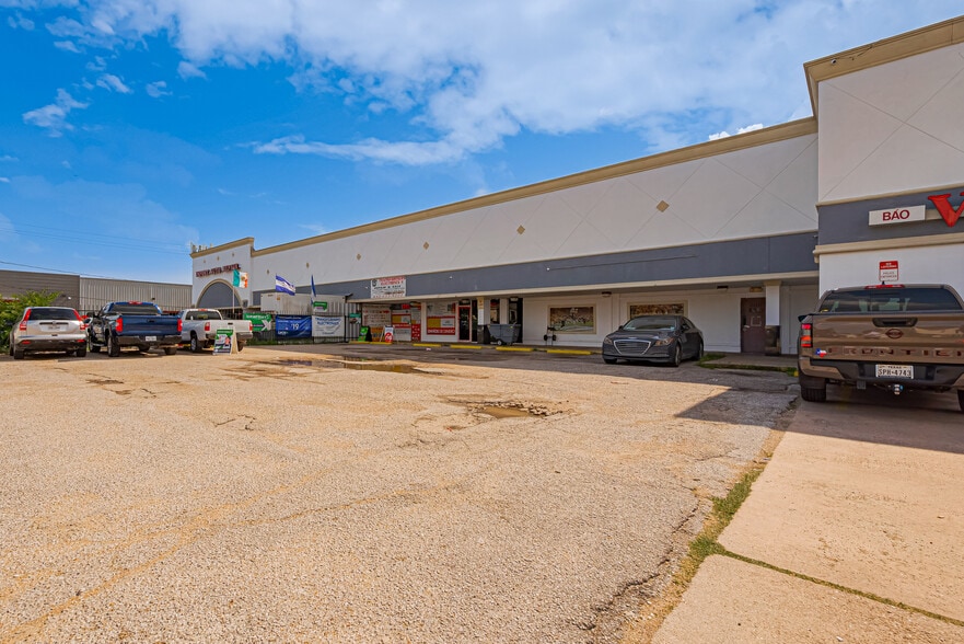 8002-8138 Boone Rd, Houston, TX for sale - Building Photo - Image 3 of 20