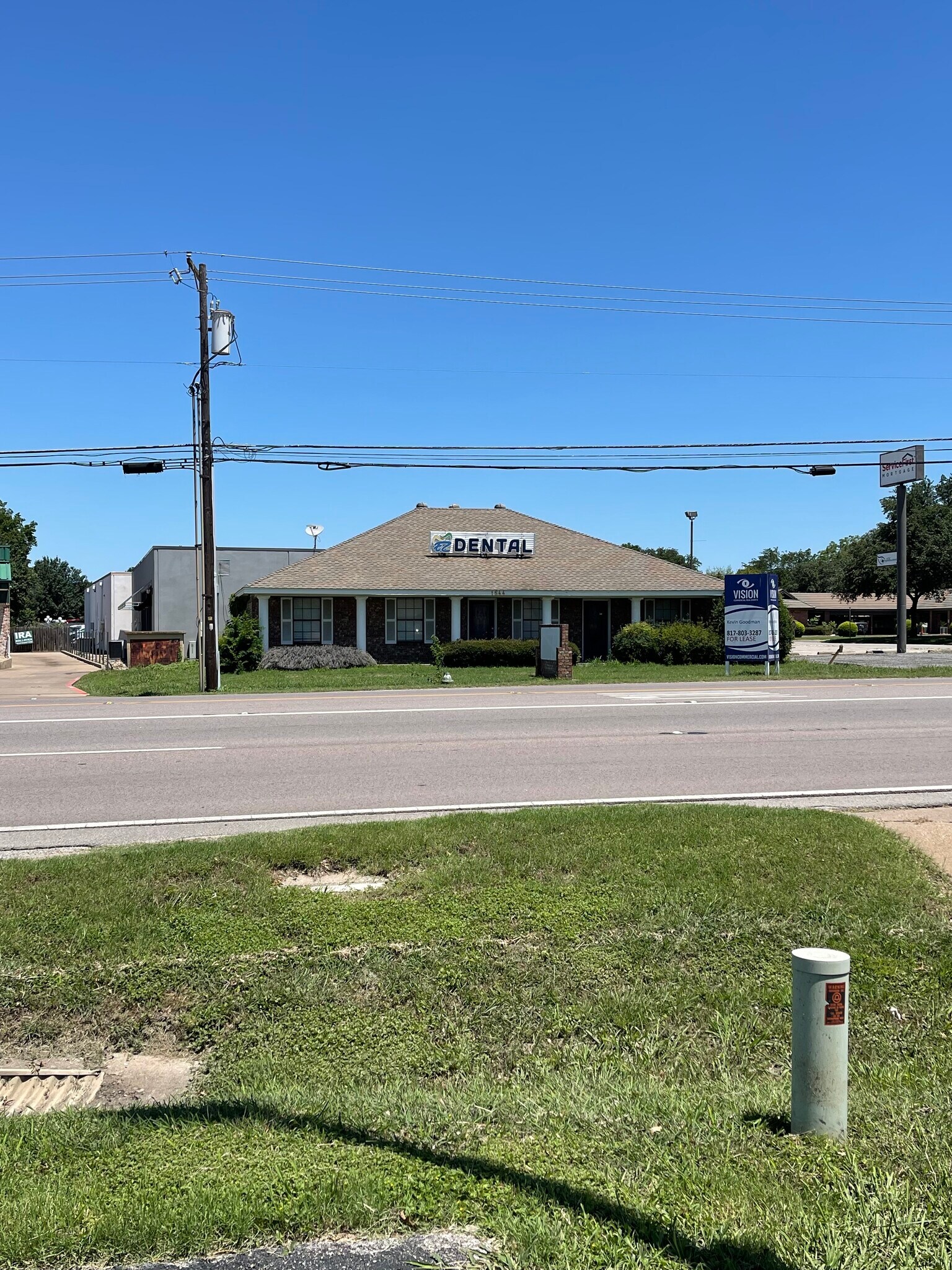 1644 W Henderson St, Cleburne, TX for sale Building Photo- Image 1 of 1