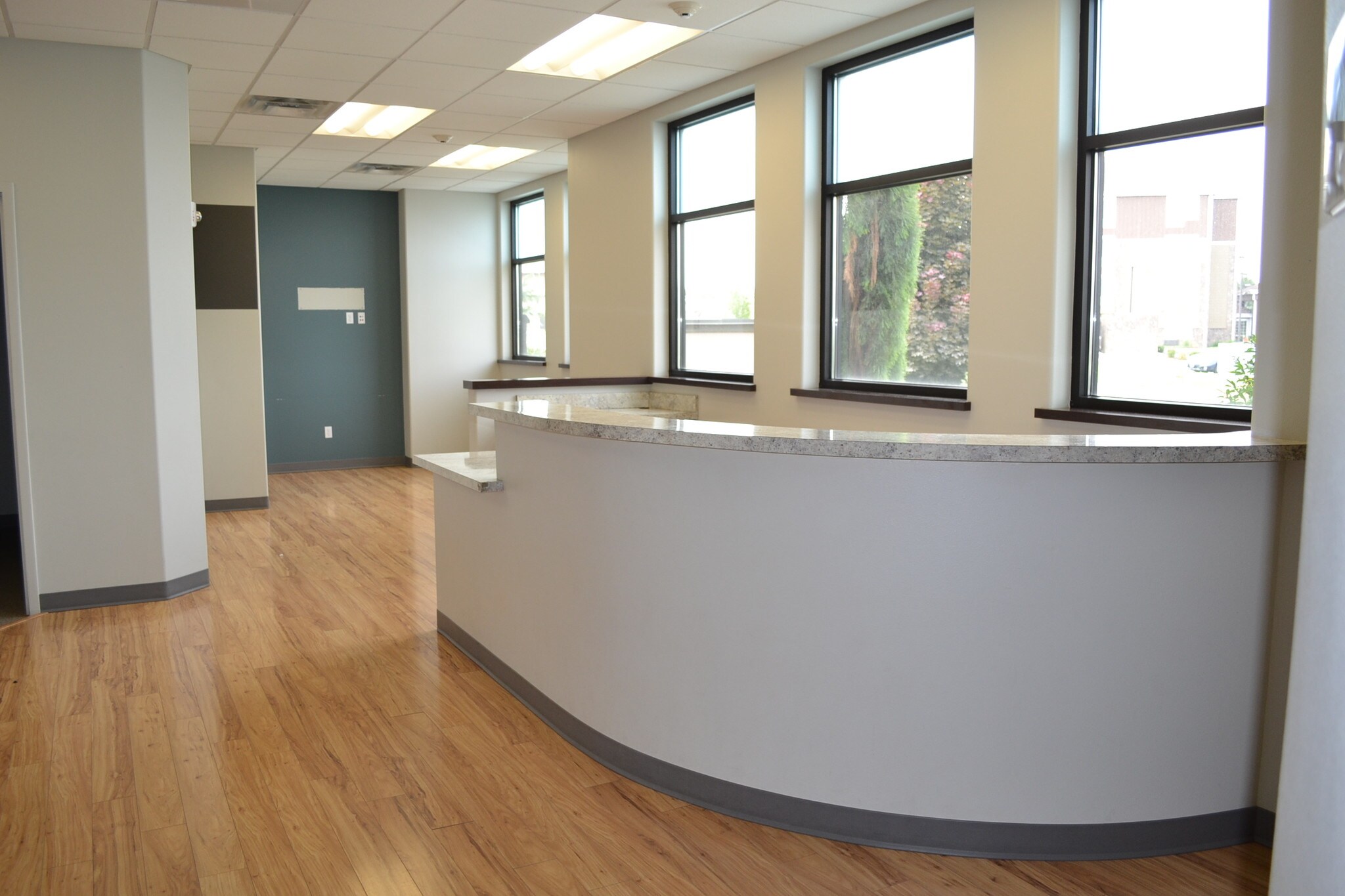 7117 W Hood Pl, Kennewick, WA for sale Lobby- Image 1 of 1