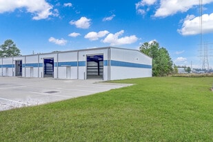 535 S Persimmon St, Tomball TX - Warehouse