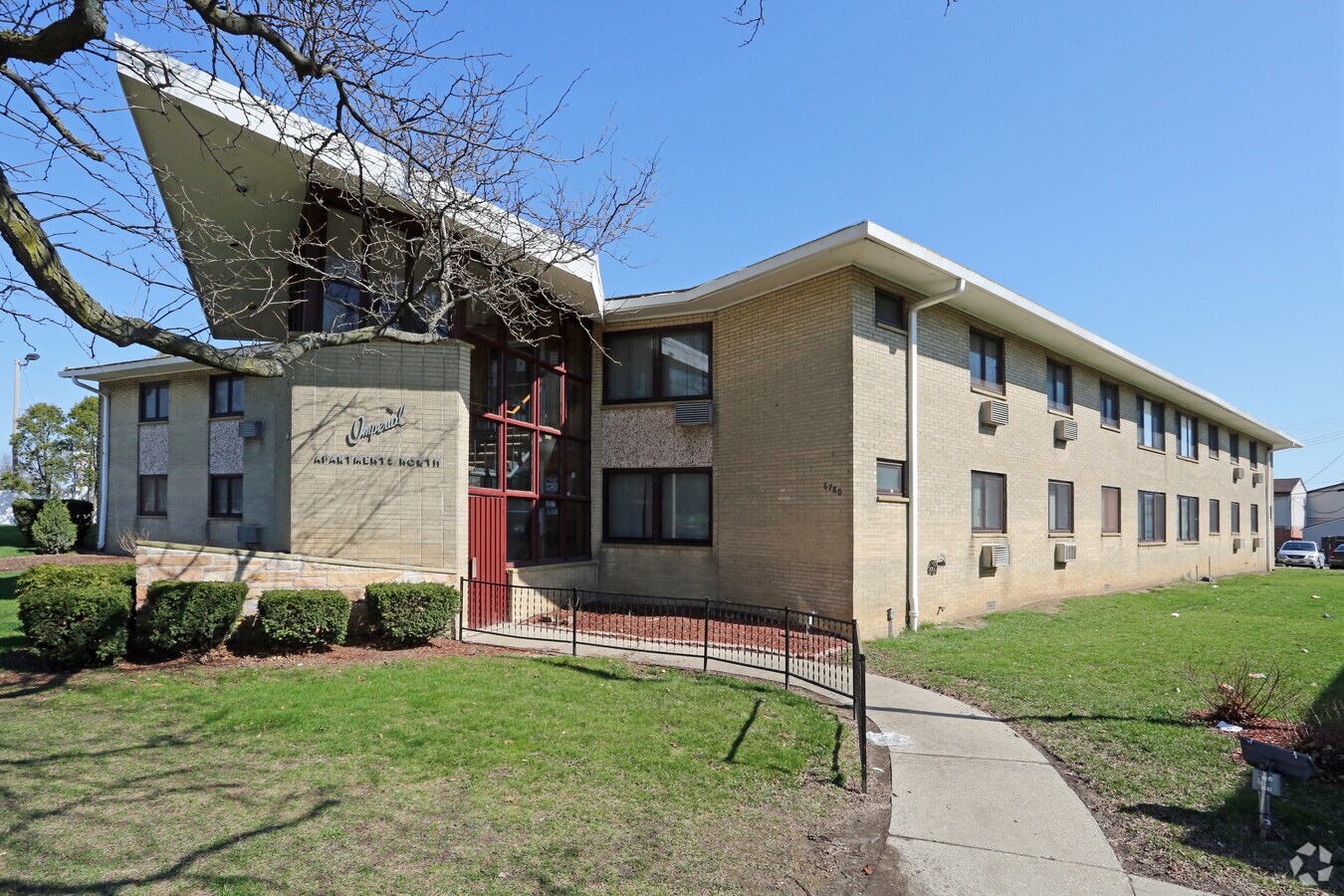 6766 W Appleton Ave, Milwaukee, WI 53216