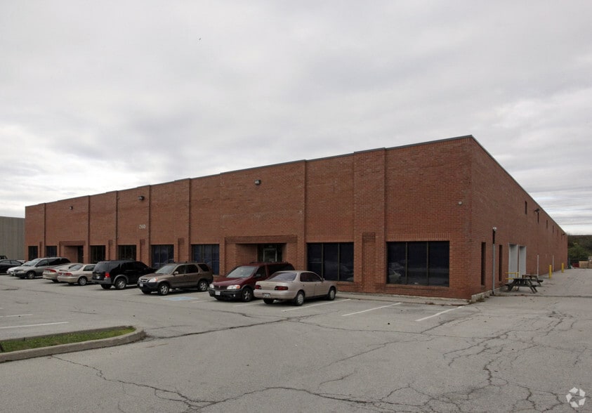 260 Hanlan Rd, Vaughan, ON for sale - Primary Photo - Image 1 of 1