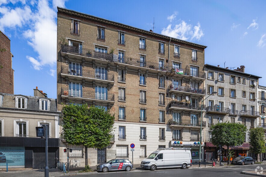 22 Bis Boulevard Carnot, Saint-Denis for sale - Building Photo - Image 2 of 3