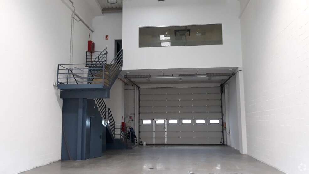 Industrial in Madrid, Madrid for lease - Interior Photo - Image 1 of 1