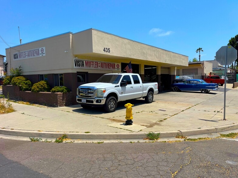 427-435 Redlands St, Vista, CA for sale - Building Photo - Image 2 of 7