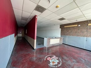 41 N Nellis Blvd, Las Vegas, NV for lease Interior Photo- Image 1 of 11