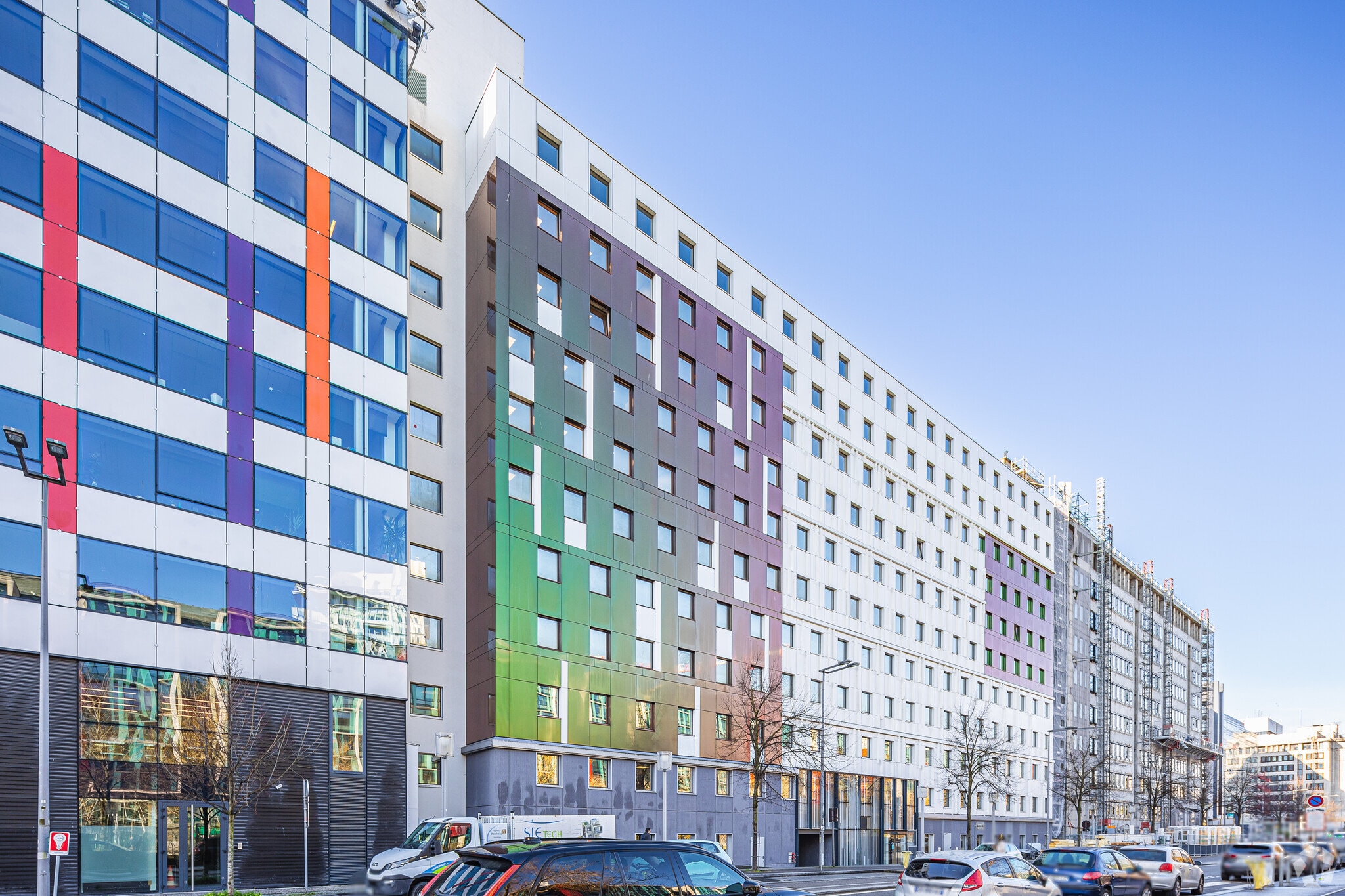 24 Boulevard De Pesaro, Nanterre for lease Primary Photo- Image 1 of 7