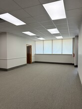 600 E 2nd St, Salem, OH for lease Interior Photo- Image 2 of 4