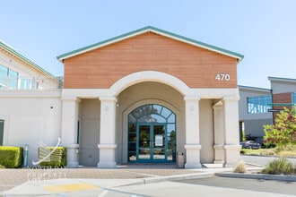 470 Devlin Rd, Napa, CA for lease Building Photo- Image 2 of 8