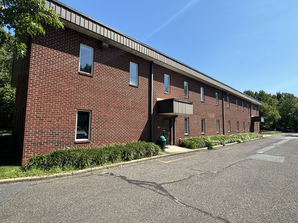 1675 Whitehorse Mercerville Rd, Hamilton, NJ for lease Building Photo- Image 1 of 3