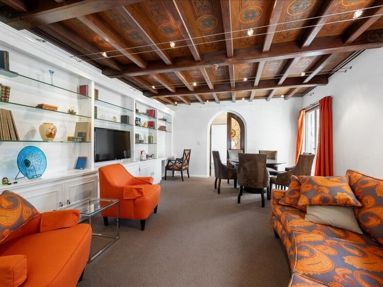 890 Osos St, San Luis Obispo, CA for lease - Building Photo - Image 3 of 8