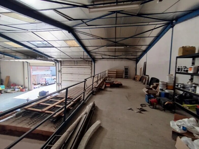 Office in Gagnac-sur-Garonne for lease - Building Photo - Image 3 of 7