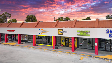 5700 N Orange Blossom Trl, Orlando, FL for lease Building Photo- Image 2 of 8