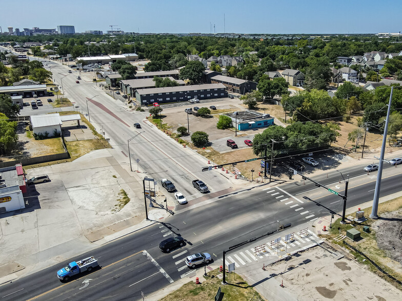 3204 S College Ave, Bryan, TX for sale - Building Photo - Image 3 of 4