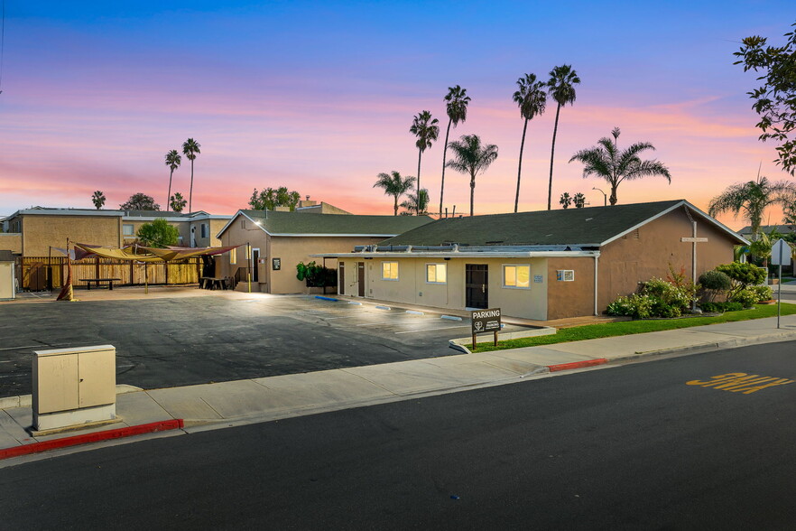 7751 Glencoe Dr, Huntington Beach, CA for sale - Building Photo - Image 1 of 5