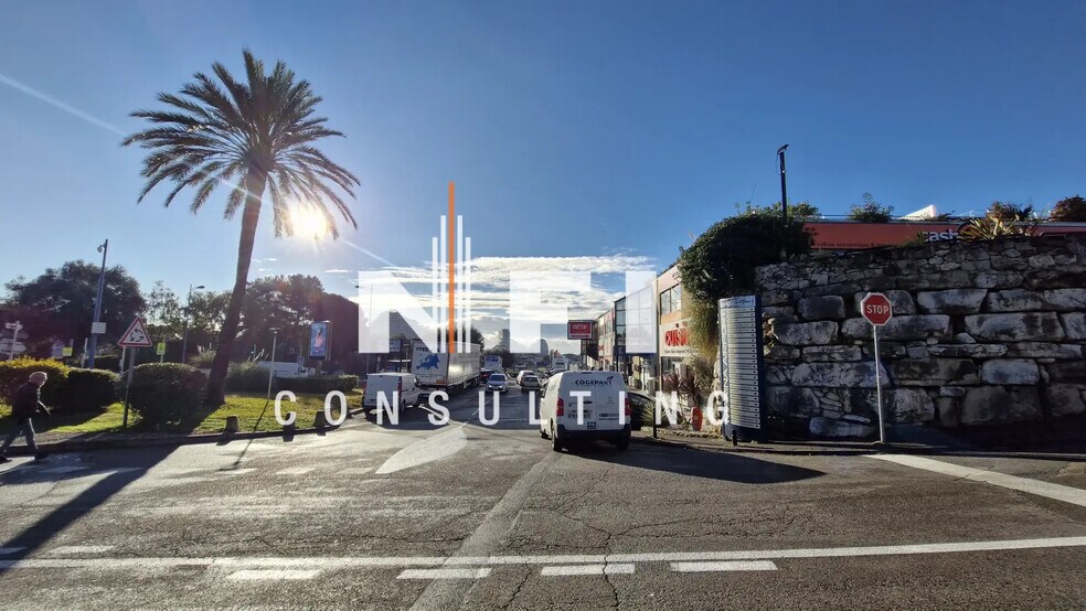 Retail in Villeneuve-Loubet for lease - Building Photo - Image 3 of 13