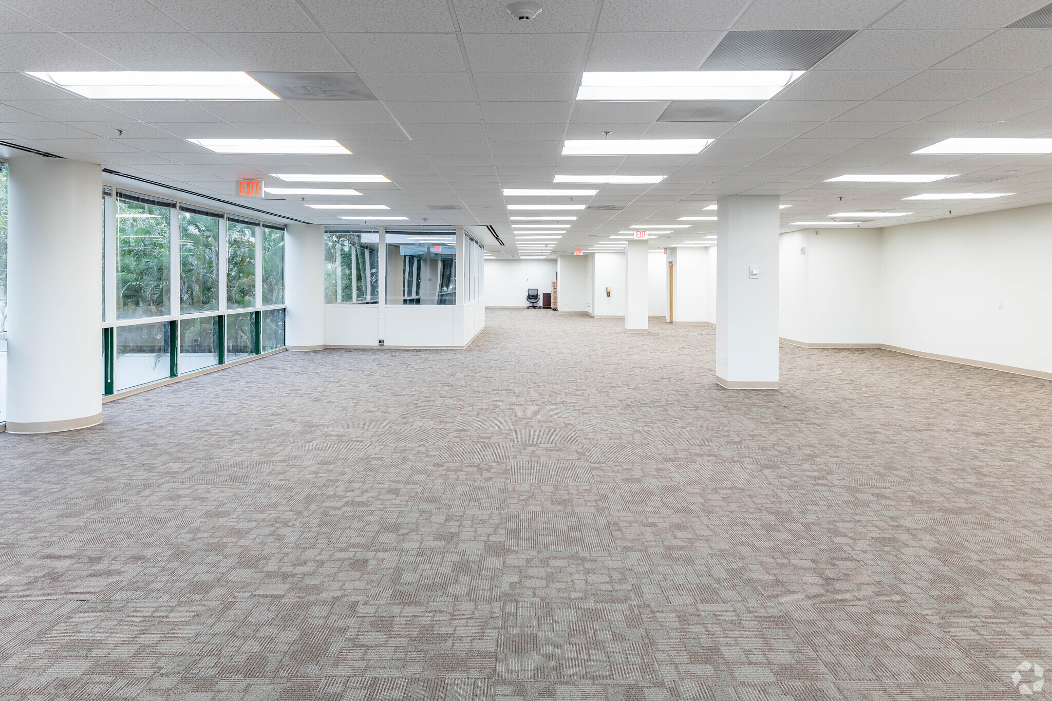 600 N Pine Island Rd, Plantation, FL for lease Interior Photo- Image 1 of 8