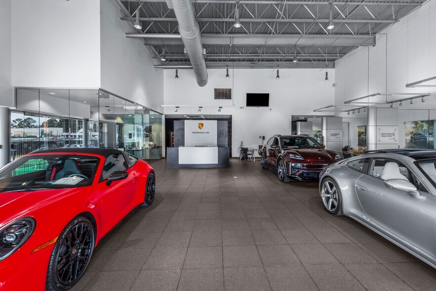 5385 N I 55 St, Jackson, MS for sale - Building Photo - Image 2 of 139