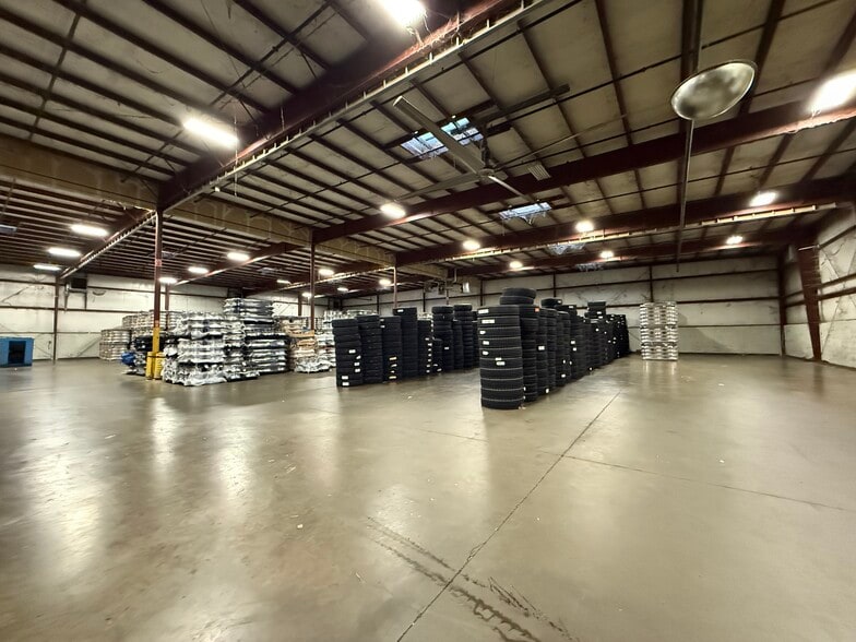 4401 N Elm St, Denton, TX for sale - Interior Photo - Image 2 of 3