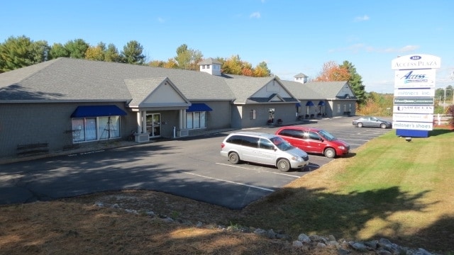 323 Gonic Rd, Rochester, NH for lease - Building Photo - Image 2 of 25