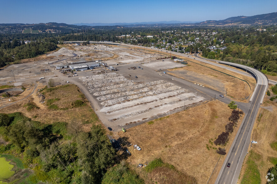 1301 Wynooski Rd, Newberg, OR for sale - Aerial - Image 3 of 3