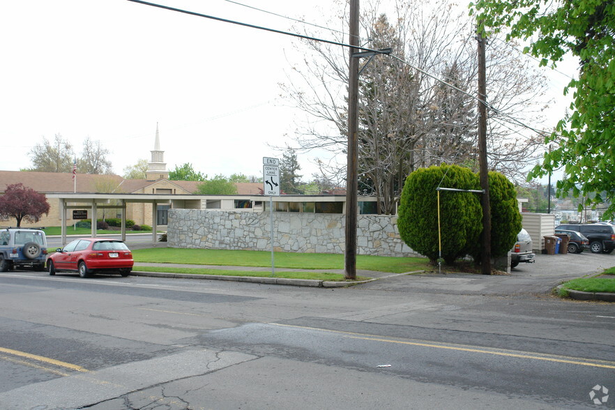 731 W Indiana Ave, Spokane, WA for sale - Building Photo - Image 2 of 2