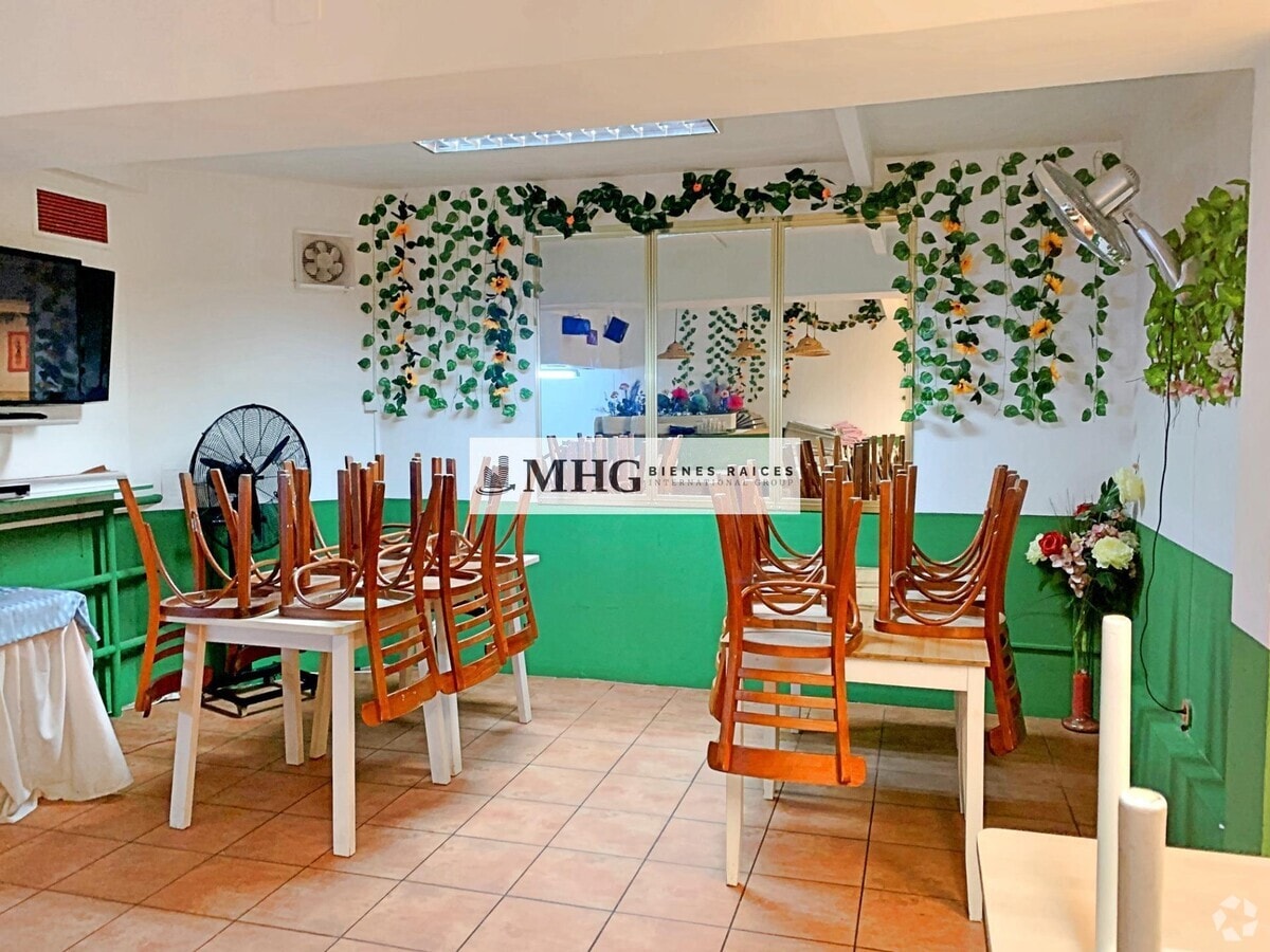 Madrid, MAD 28020 -  -  - Interior Photo - Image 1 of 18