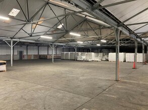 Hanney Rd, Abingdon for lease Interior Photo- Image 2 of 3