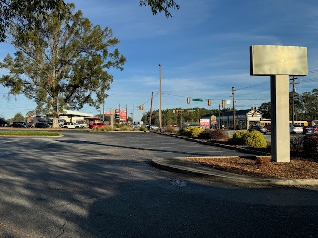 1499 Pearman Dairy Rd, Anderson, SC for lease - Building Photo - Image 3 of 3