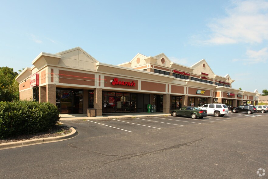 3002-3020 Charlestown Crossing Way, New Albany, IN for sale - Primary Photo - Image 1 of 1