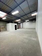 4747 E State St, Montclair, CA for lease Interior Photo- Image 2 of 3