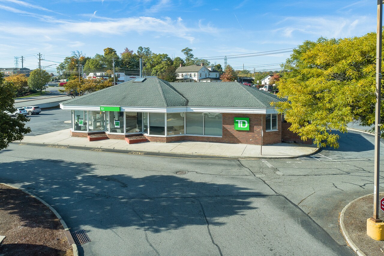 78 Brookside Ave, Chester, NY 10918 The Chester Mall