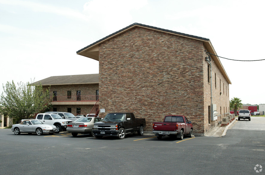 10221 Desert Sands St, San Antonio, TX for lease - Building Photo - Image 3 of 30