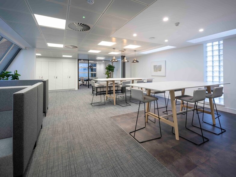 198 High Holborn, London for sale - Building Photo - Image 2 of 15