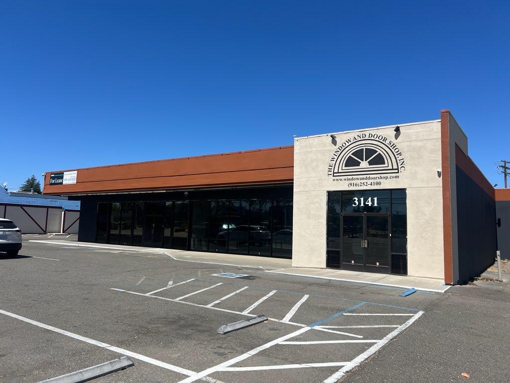 3133-3141 Arden Way, Sacramento, CA for lease Building Photo- Image 1 of 2