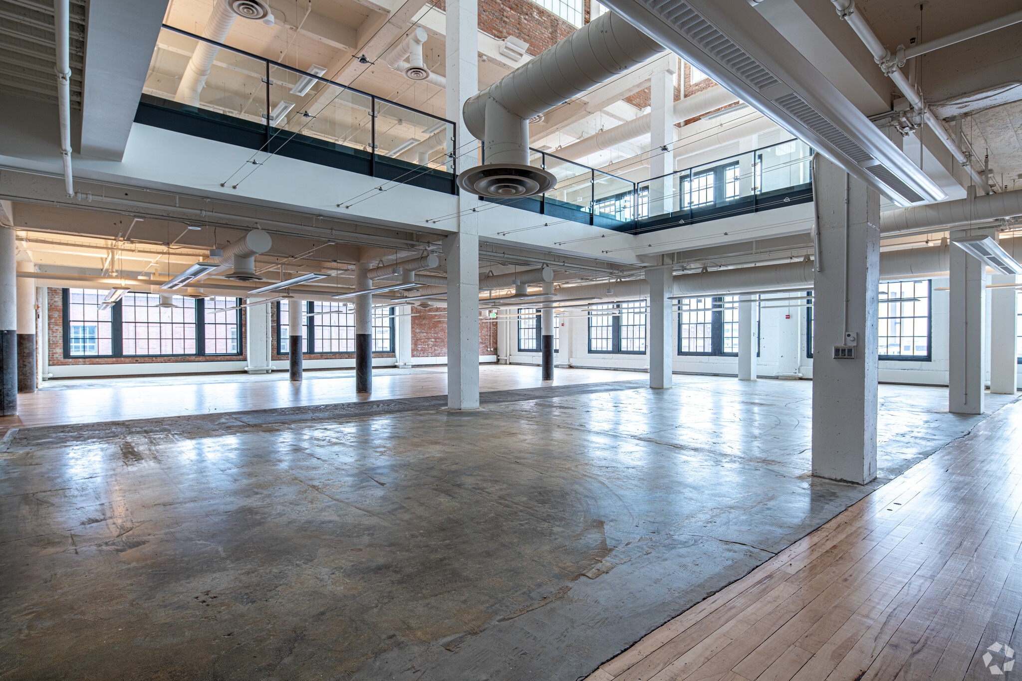 701 Washington Ave N, Minneapolis, MN for lease Interior Photo- Image 1 of 12