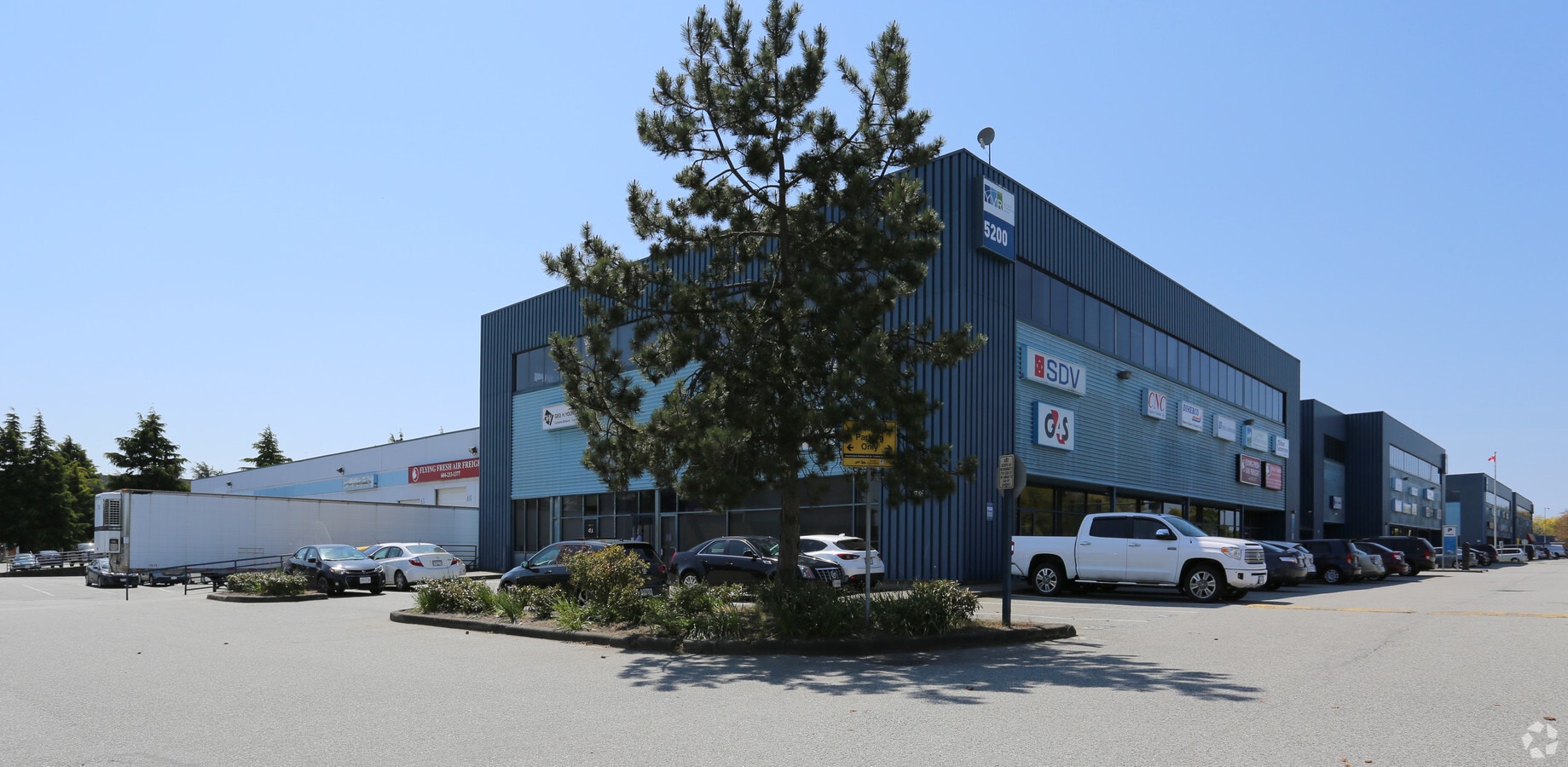 5200 Miller Rd, Richmond, BC V8B 0A4