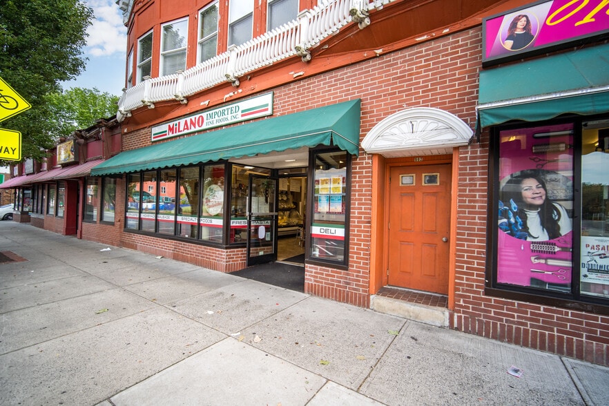 988-994 Main St, Springfield, MA for sale - Building Photo - Image 2 of 34