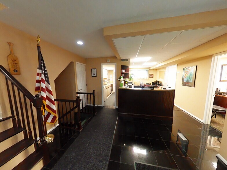 980 Old Country Rd, Plainview, NY 11803 Office for Sale