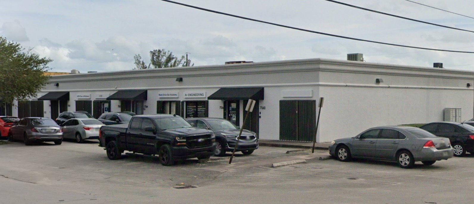 7050 SW 44th St, Miami, FL for lease Building Photo- Image 1 of 3