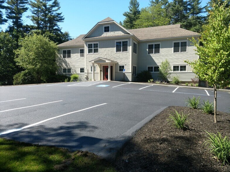 16 Northbrook Dr, Falmouth, ME for lease - Building Photo - Image 2 of 7